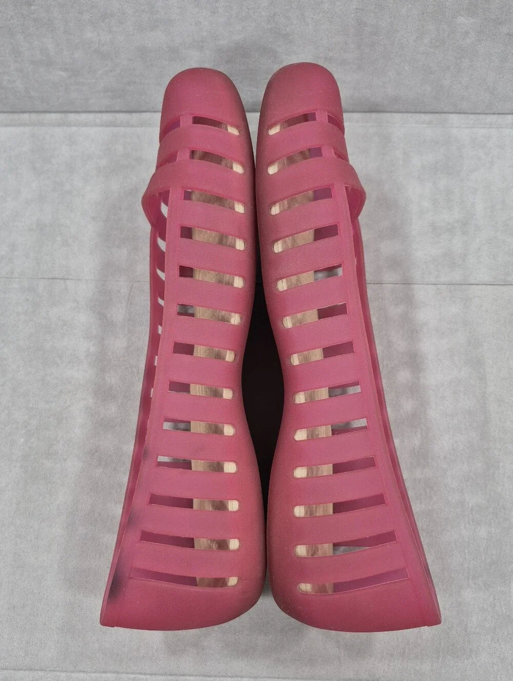 Crocs Adrina II ballet flats women's 9 fuchsia pink cutouts closed toe